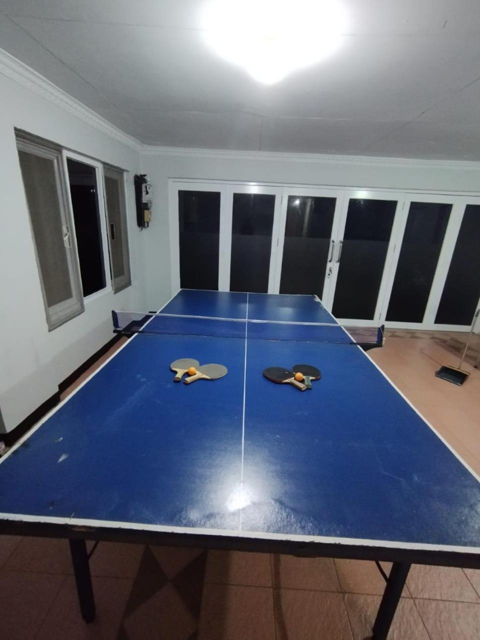 Vila Princess,Sentul 4Bedroom Dan Tenda Camping,Private Pool, Tenis Meja, Mini Billiard, Karaoke, Ayunan,Bbq, 08Satu3 80Satu6 4Satu5Satu Богор Екстер'єр фото