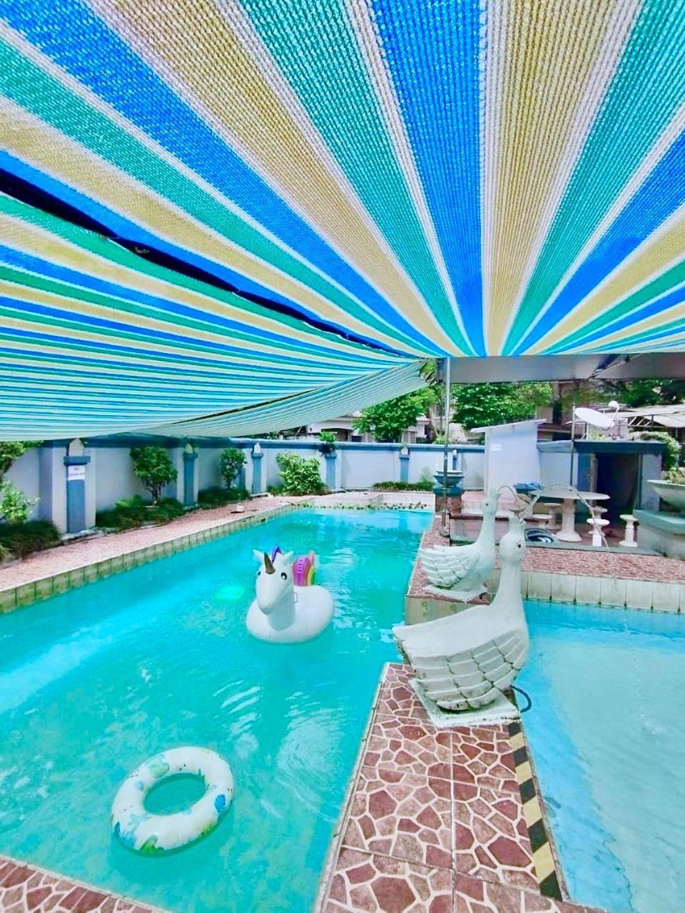 Vila Princess,Sentul 4Bedroom Dan Tenda Camping,Private Pool, Tenis Meja, Mini Billiard, Karaoke, Ayunan,Bbq, 08Satu3 80Satu6 4Satu5Satu Богор Екстер'єр фото